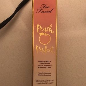 Too faced liquid foundation